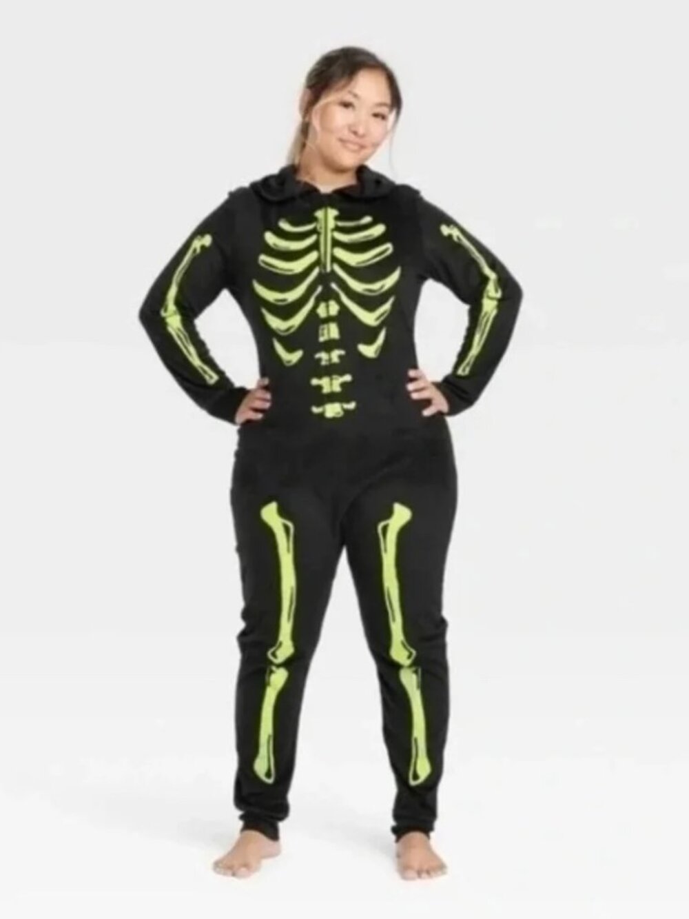 Hyde and EEK! Boutique Halloween Women’s Glow-In-The-Dark Skeleton Onesie Set L